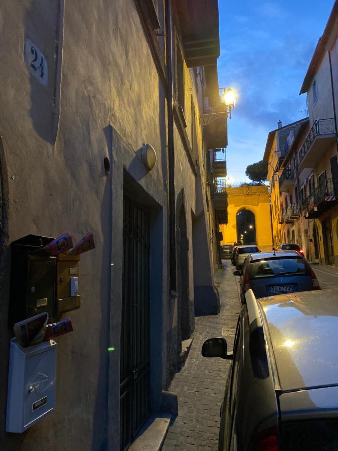 Shared In Palazzo Mazzini Apartment