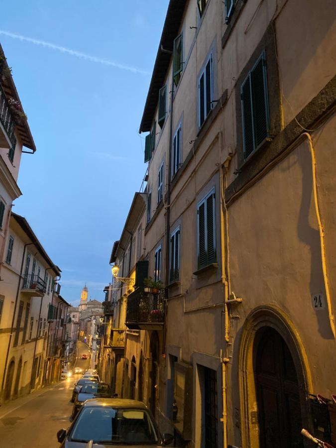 Apartment Shared In Palazzo Mazzini *